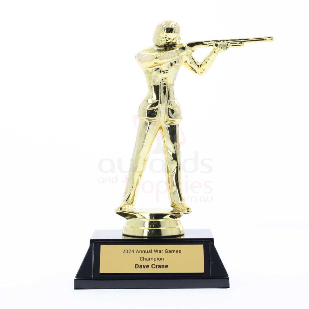 Trap Shooter Figurine Female 165mm